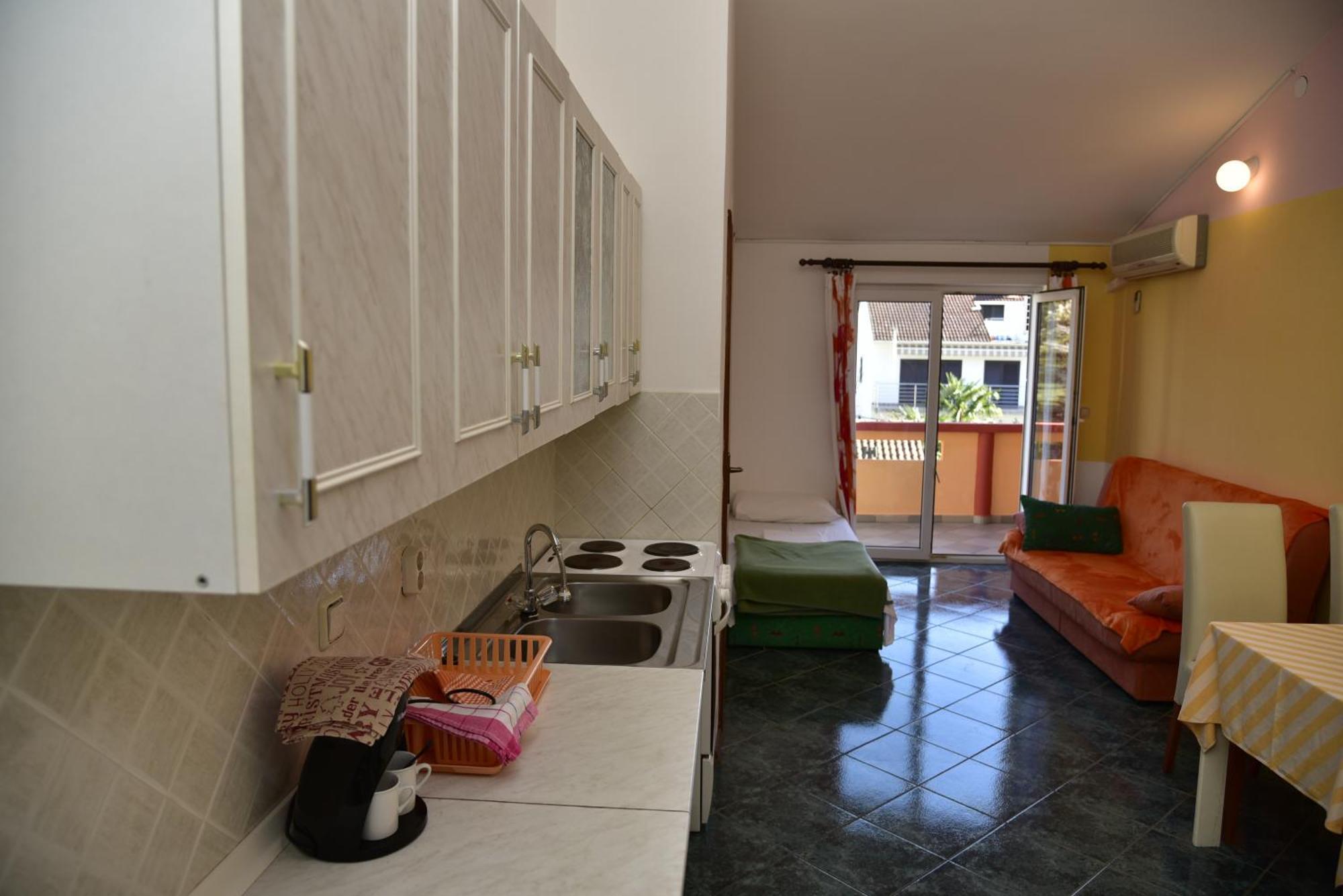Apartments Ivka มาลินสกา ภายนอก รูปภาพ