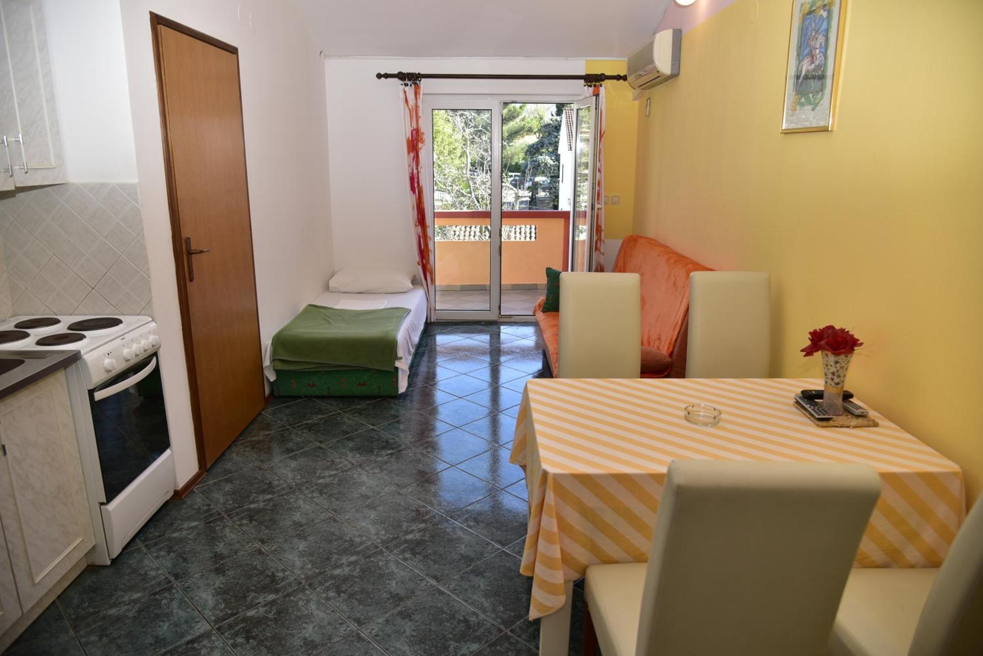 Apartments Ivka มาลินสกา ภายนอก รูปภาพ