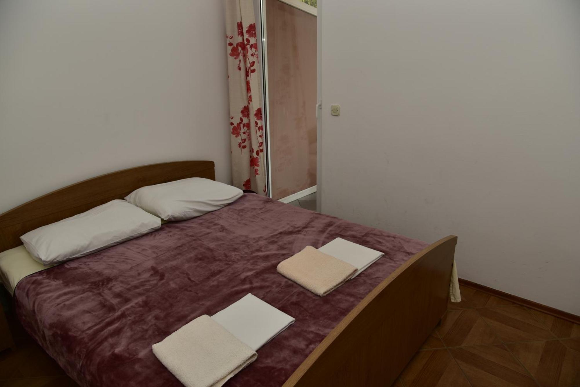 Apartments Ivka มาลินสกา ภายนอก รูปภาพ