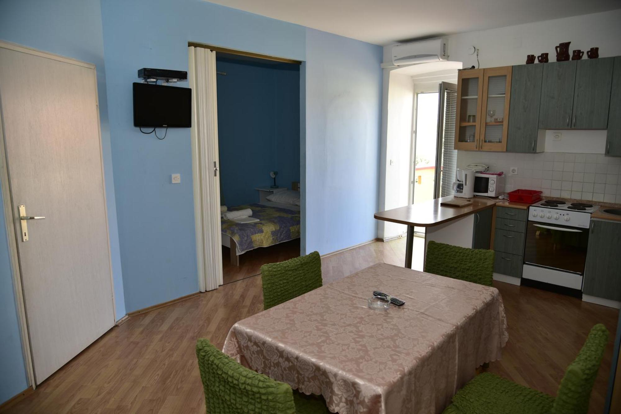 Apartments Ivka มาลินสกา ภายนอก รูปภาพ