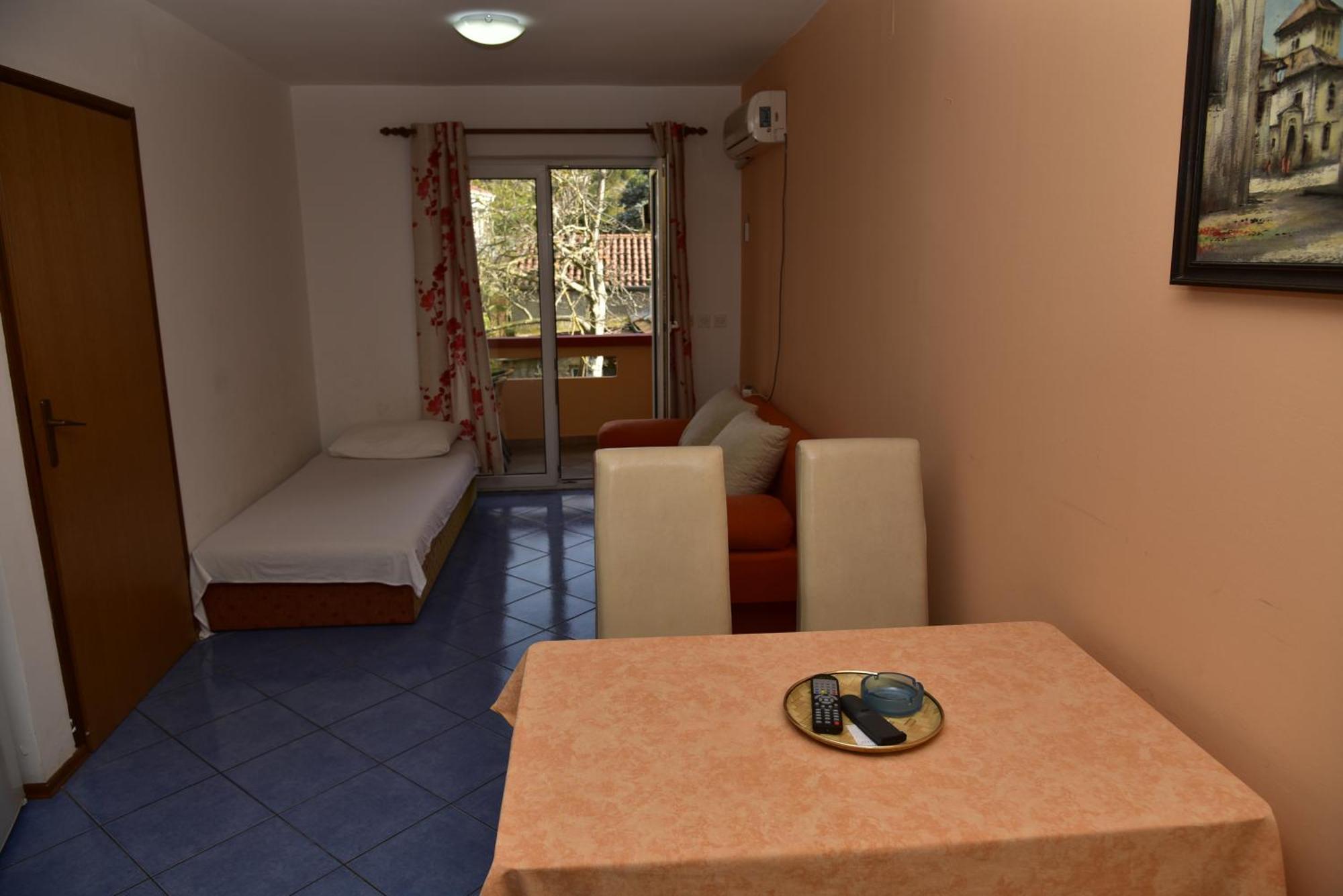 Apartments Ivka มาลินสกา ภายนอก รูปภาพ